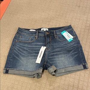 Vigoss Marley mid rise short